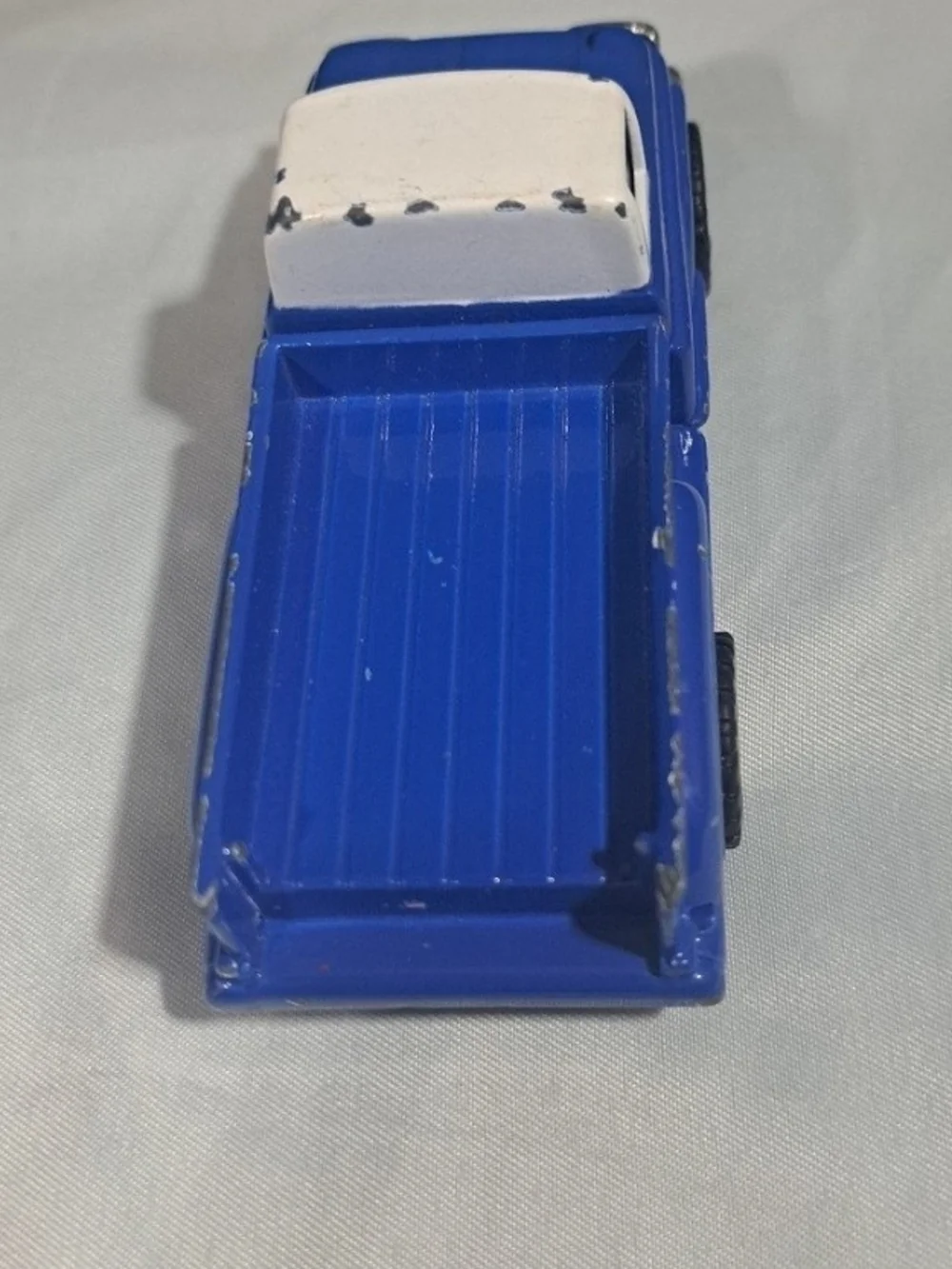 2012 HASBRO Funrise-1/65 Diecast Blue Tonka Mini Pick Up Truck B16